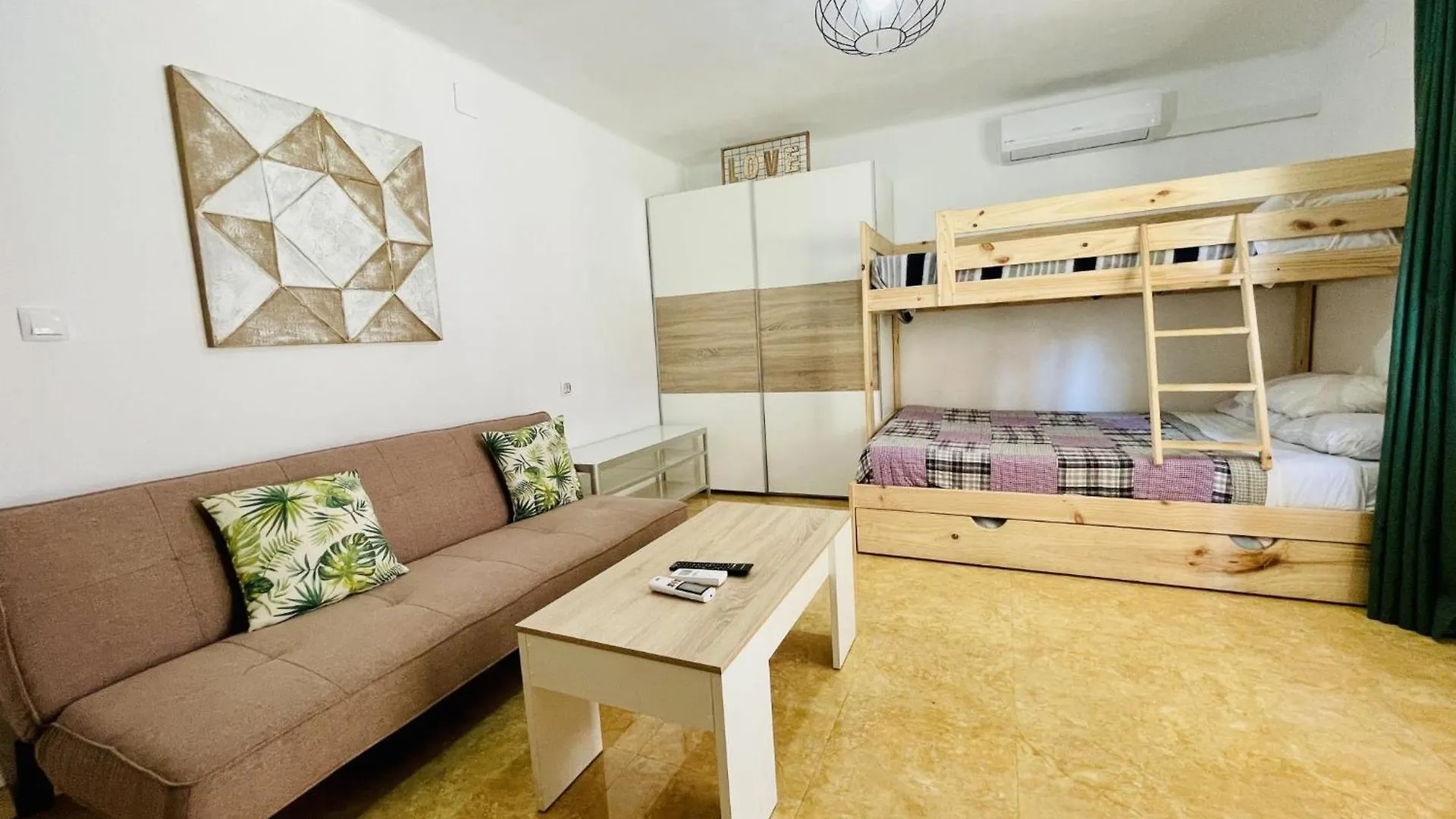 Apartamento Anafi Salou